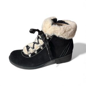 Earth Origins Black and Cream Fur-Lined Winter Boots